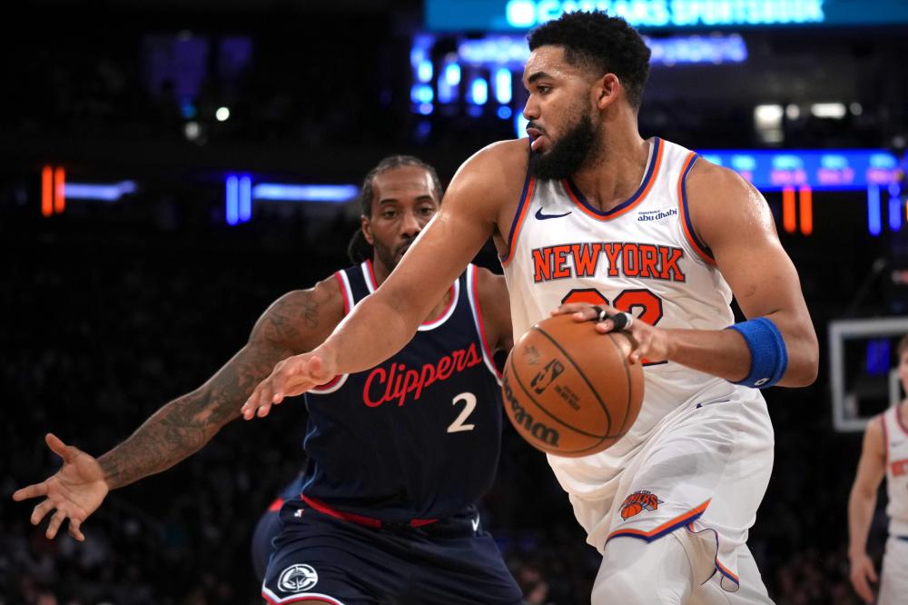 她以一系列 她以一系列